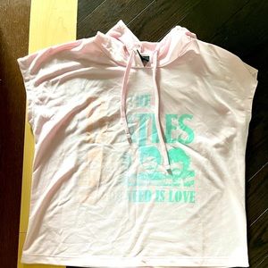 BNWT The Beatles All You Need Is Love Pink Sleeveless Hoodie